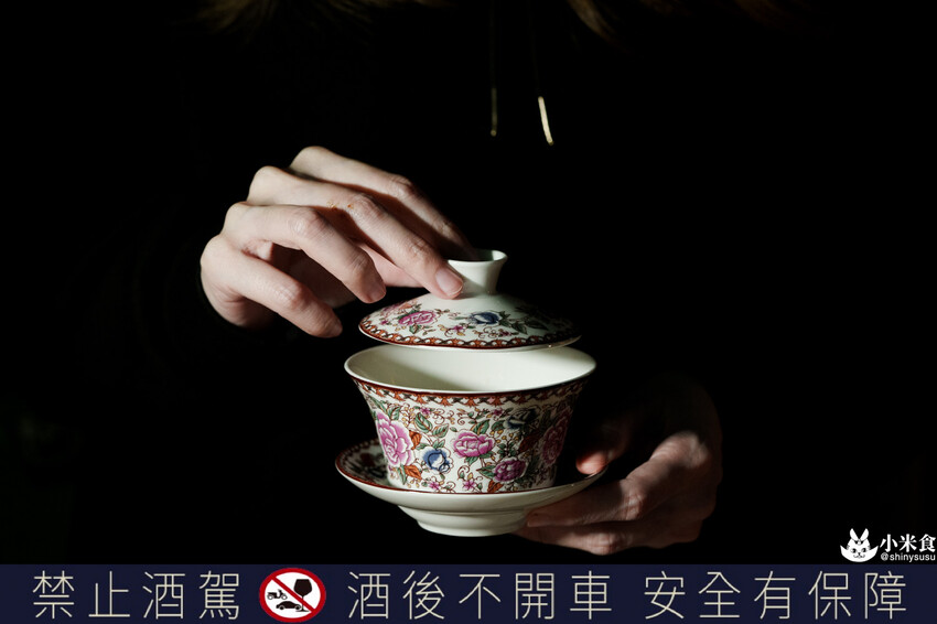 台北市信義區台北市信義區老王炸烤|2025平價串燒、炸物、海鮮、宵夜歡唱與調酒,台北超chill夜生活聚餐推薦!