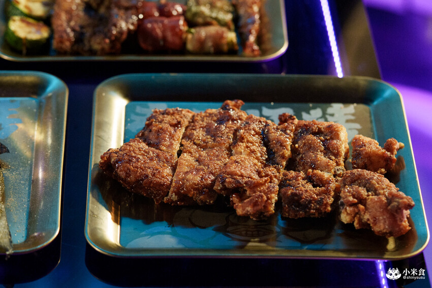 台北市信義區台北市信義區老王炸烤|2025平價串燒、炸物、海鮮、宵夜歡唱與調酒,台北超chill夜生活聚餐推薦!