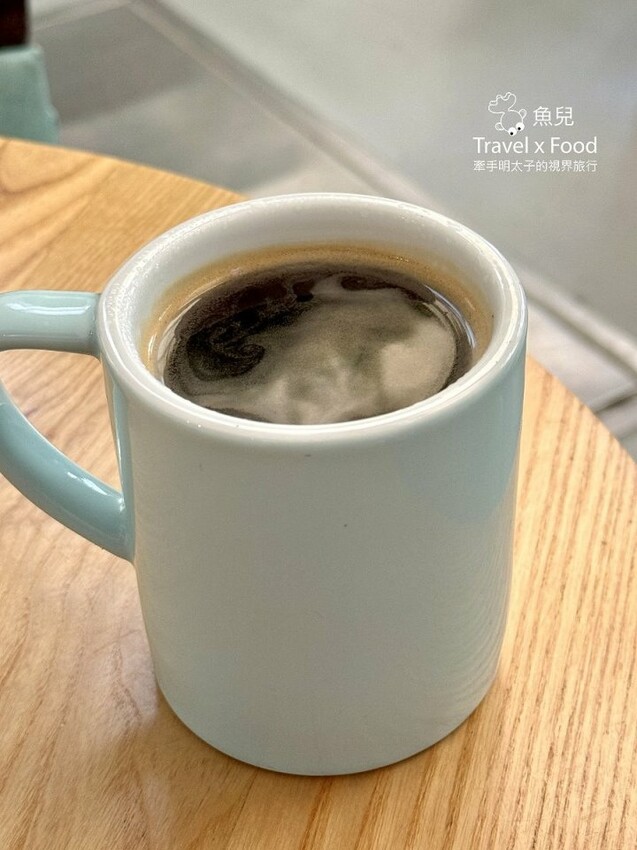 桃園藝文特區質感早午餐,鄉村風建築,全新品牌C6喜遛咖啡 - 魚兒 x 牽手明太子的「視」界旅行