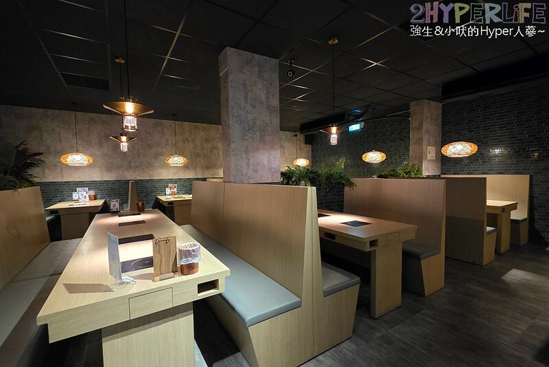 崇德路上這鍋不簡單!泰式南洋湯頭酸辣帶勁,還有豐富自助吧吃到飽哦!