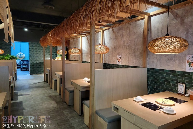 崇德路上這鍋不簡單!泰式南洋湯頭酸辣帶勁,還有豐富自助吧吃到飽哦!