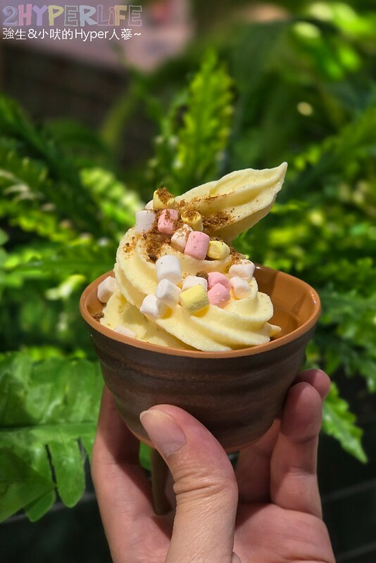 崇德路上這鍋不簡單!泰式南洋湯頭酸辣帶勁,還有豐富自助吧吃到飽哦!