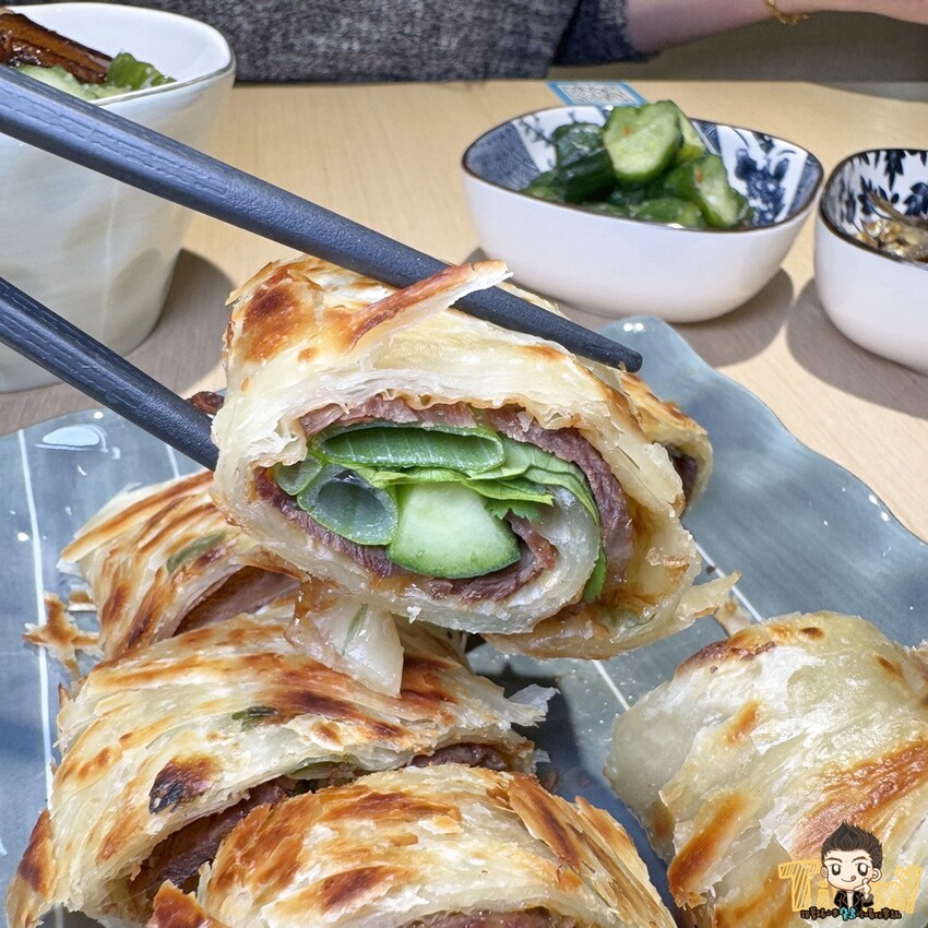 新竹縣竹北市一頭牛只有3KG的臉頰肉做的牛肉麵你們吃過了嗎? 限時限量的手作湖南臘肉飯絕對讓你齒頰留香！- 跟著踢小米吃喝玩樂趣