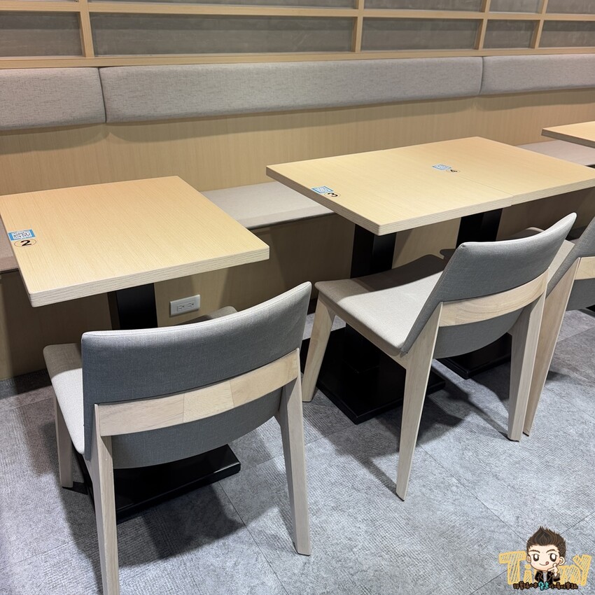 新竹縣竹北市一頭牛只有3KG的臉頰肉做的牛肉麵你們吃過了嗎? 限時限量的手作湖南臘肉飯絕對讓你齒頰留香！- 跟著踢小米吃喝玩樂趣