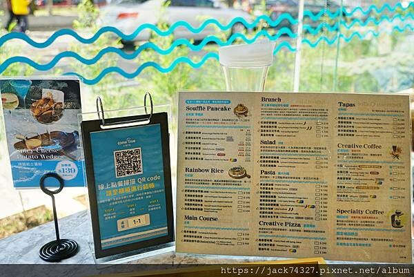 {台中美食}成真咖啡 台中首店𝗖𝗼𝗺𝗲𝗧𝗿𝘂𝗲 𝗖𝗔𝗙𝗘開幕