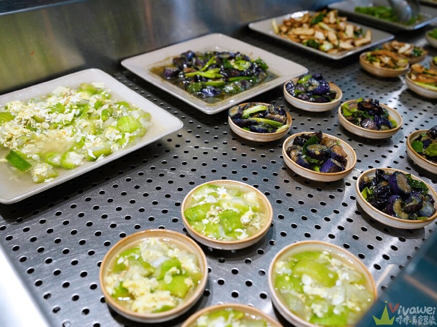 【謝府小碗菜】內用最低只要29元就能享有免費白飯,清粥,豆花,飲料無限供應!