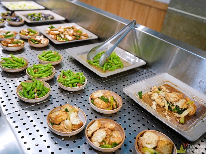 【謝府小碗菜】內用最低只要29元就能享有免費白飯,清粥,豆花,飲料無限供應!