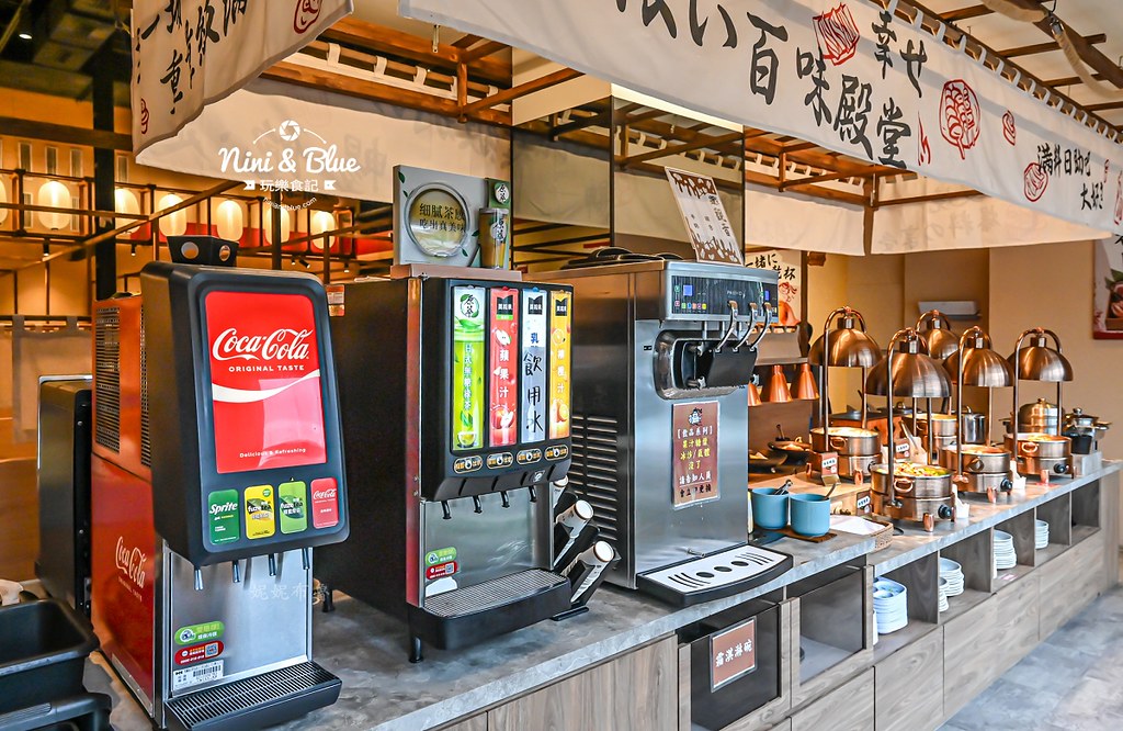 軌道車送餐的燒肉吃到飽，厚切牛排、小豬燒、生食級干貝吃到爽