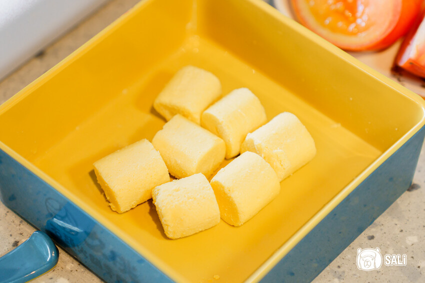 久桃石頭火鍋|台中勤美火鍋推薦,蔬果大骨雞骨乳白高湯現炒爆香,下午時段不休息 - 莎笠,小日子