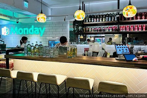 Monday 蔬食料理吧台