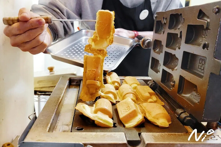 202503 基隆七堵 皇冠果汁 · 雞蛋糕 202503 基隆七堵 皇冠果汁 · 雞蛋糕