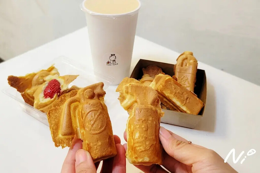 202503 基隆七堵 皇冠果汁 · 雞蛋糕 202503 基隆七堵 皇冠果汁 · 雞蛋糕