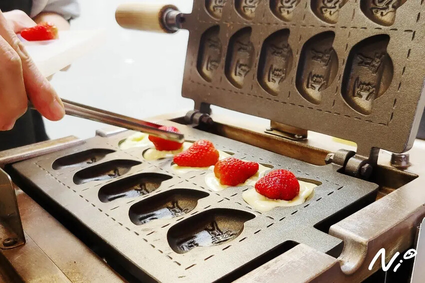 202503 基隆七堵 皇冠果汁 · 雞蛋糕 202503 基隆七堵 皇冠果汁 · 雞蛋糕