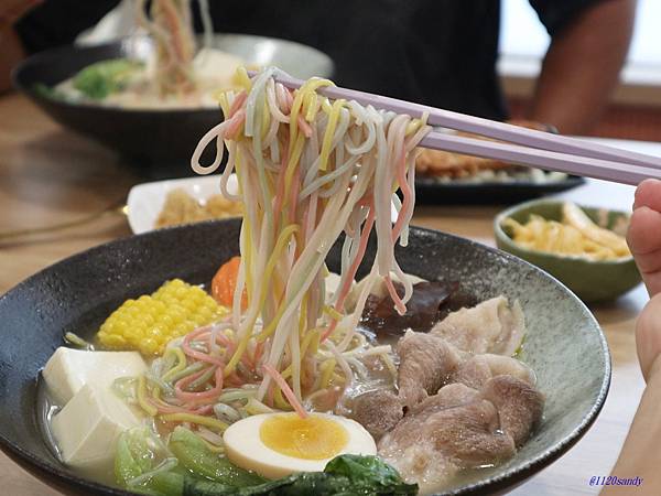 彩虹麵7.JPG 彩虹麵7.JPG