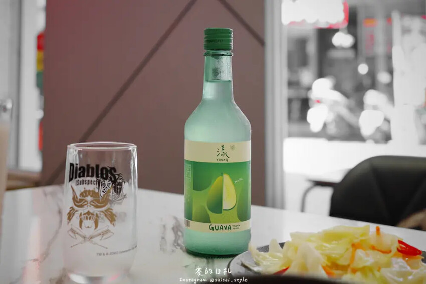 台中逢甲宵夜新選擇！烏竹樓OT Kitchen黑豬肉熱炒，半夜也能吃。