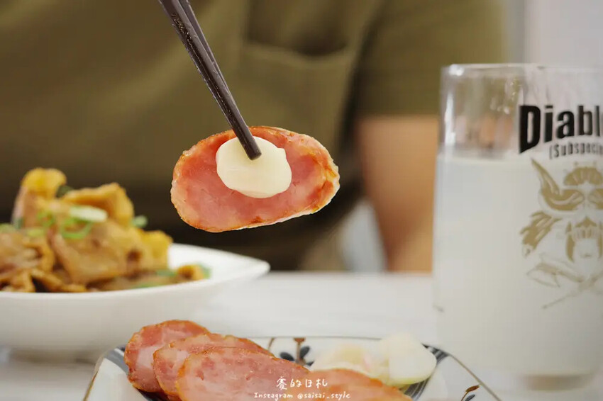 台中逢甲宵夜新選擇！烏竹樓OT Kitchen黑豬肉熱炒，半夜也能吃。