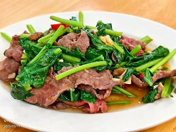 /tmp/phpWDv69f /tmp/phpWDv69f