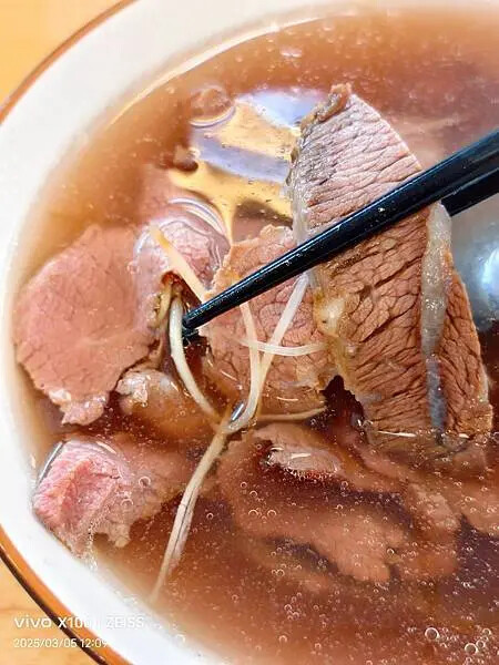 /tmp/phpwOpjNv /tmp/phpwOpjNv