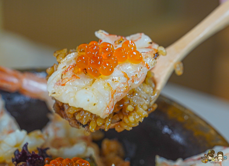 高雄必吃新店 Mochi Mochi鬆餅屋，隱藏美味現烤現煎 極上の釜飯 X 高雄首間全台第一極上釜飯登場 - 跟著尼力吃喝玩樂＆親子生活