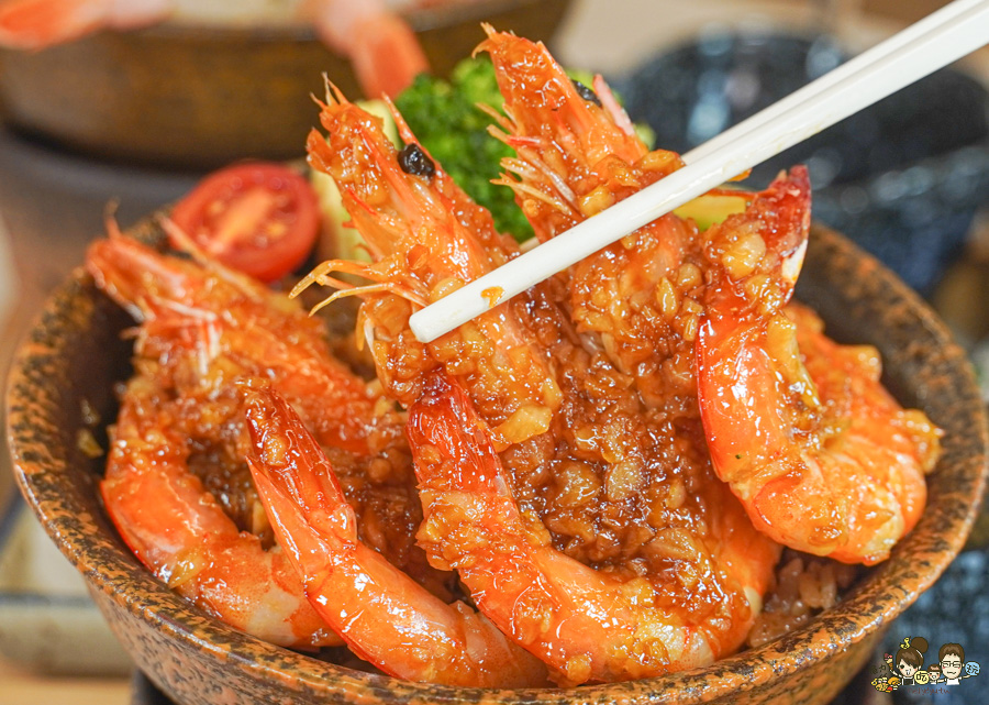 高雄必吃新店 Mochi Mochi鬆餅屋，隱藏美味現烤現煎 極上の釜飯 X 高雄首間全台第一極上釜飯登場 - 跟著尼力吃喝玩樂＆親子生活