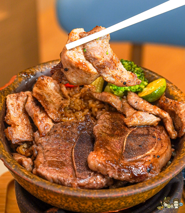 高雄必吃新店 Mochi Mochi鬆餅屋，隱藏美味現烤現煎 極上の釜飯 X 高雄首間全台第一極上釜飯登場 - 跟著尼力吃喝玩樂＆親子生活