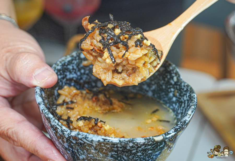 高雄必吃新店 Mochi Mochi鬆餅屋，隱藏美味現烤現煎 極上の釜飯 X 高雄首間全台第一極上釜飯登場 - 跟著尼力吃喝玩樂＆親子生活