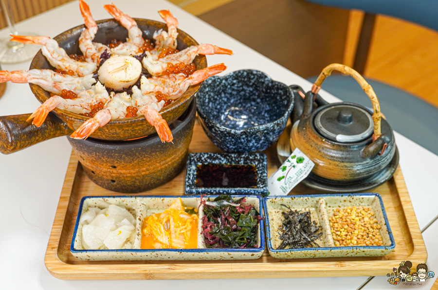 高雄必吃新店 Mochi Mochi鬆餅屋，隱藏美味現烤現煎 極上の釜飯 X 高雄首間全台第一極上釜飯登場 - 跟著尼力吃喝玩樂＆親子生活