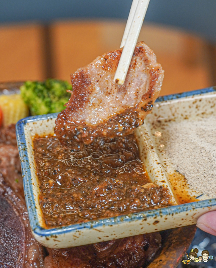 高雄必吃新店 Mochi Mochi鬆餅屋，隱藏美味現烤現煎 極上の釜飯 X 高雄首間全台第一極上釜飯登場 - 跟著尼力吃喝玩樂＆親子生活