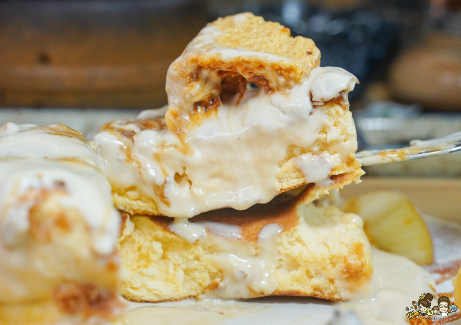 高雄必吃新店 Mochi Mochi鬆餅屋，隱藏美味現烤現煎 極上の釜飯 X 高雄首間全台第一極上釜飯登場 - 跟著尼力吃喝玩樂＆親子生活