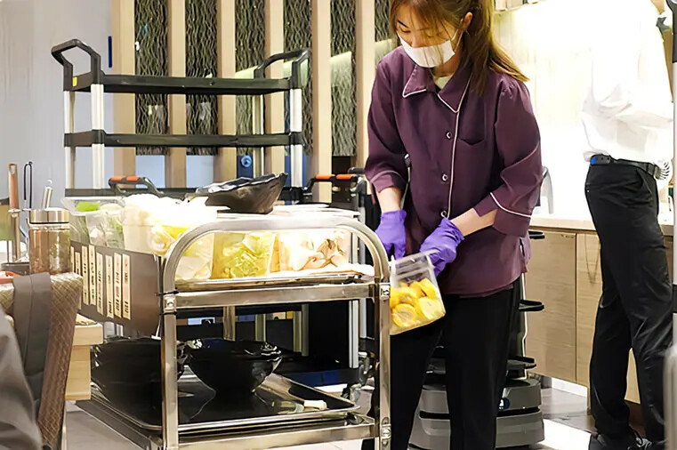 /tmp/phpToYb1X /tmp/phpToYb1X