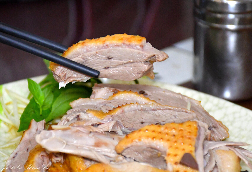 中永和最好吃的鵝肉店，Q嫩不會柴，煙燻口味超好吃