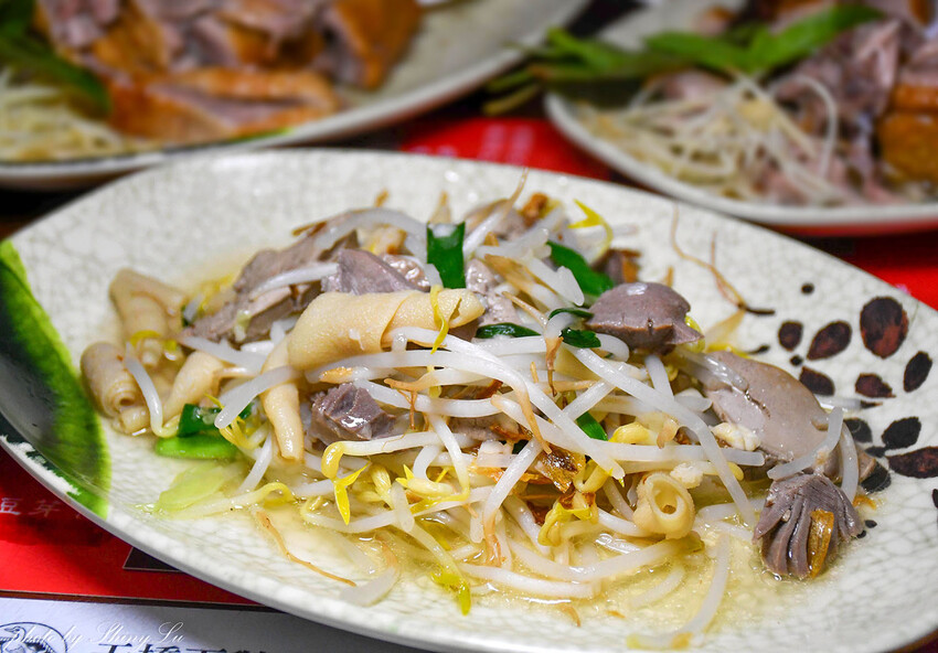 中永和最好吃的鵝肉店，Q嫩不會柴，煙燻口味超好吃