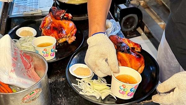 LINE_ALBUM_雞老闆_250722_91