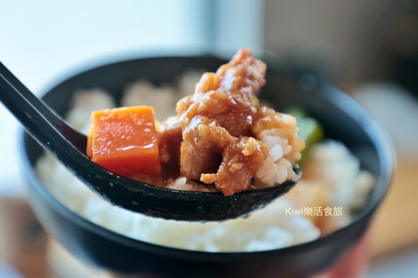 彰化韓式露營咖啡廳！溪湖拾貳早午餐套餐單點都澎湃，CP值超高。