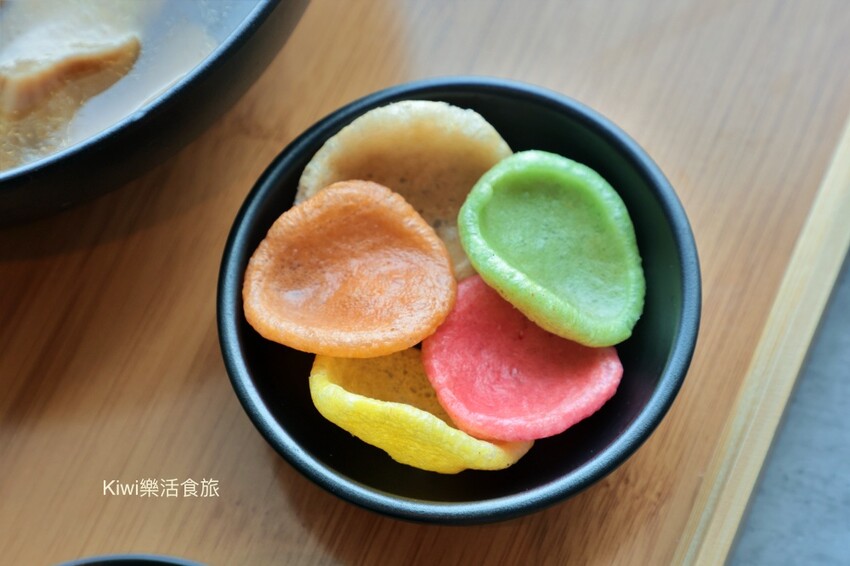 彰化韓式露營咖啡廳！溪湖拾貳早午餐套餐單點都澎湃，CP值超高。