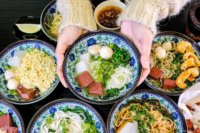 80年日式老宅吃傳統船麵、豬骨湯麵，阿瑞Ma泰國55船麵，吃船麵搭火山排骨、烤土司吃濃濃泰式風味！