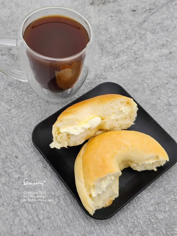 【貝果推薦】查理布朗水嫩貝果 北海道牛乳 白醬燻雞 草莓牛奶 【沖泡飲品】米菈可牌巧克力飲 元帥牌功夫拉茶 火龍果牌咖啡烏