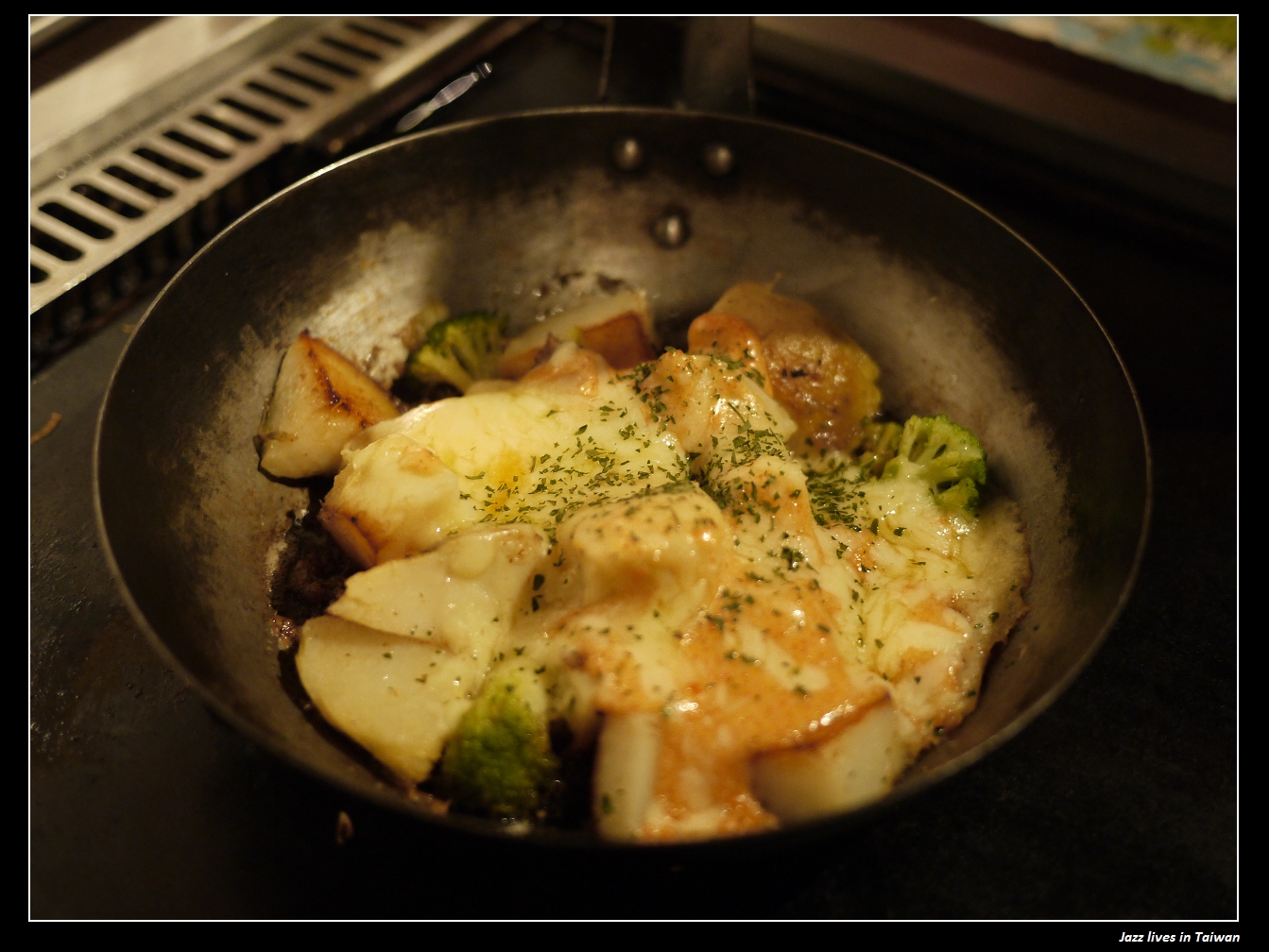 [TEN屋]好吃燒, 廣島燒, 文字燒, 配上道地日式小菜, 好似在日本街頭小酒館的聚會...