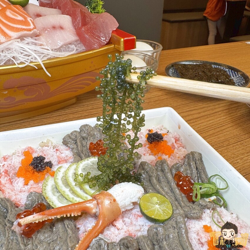 新竹市東區新竹今日魚市。丼賞和食竹科關新店 這家是關新區最有日本氛圍的丼飯專門店 400元浮誇刺身船竟然有25片以上生魚片！ (菜單營業時間地址電話) – 跟著踢小米吃喝玩樂趣