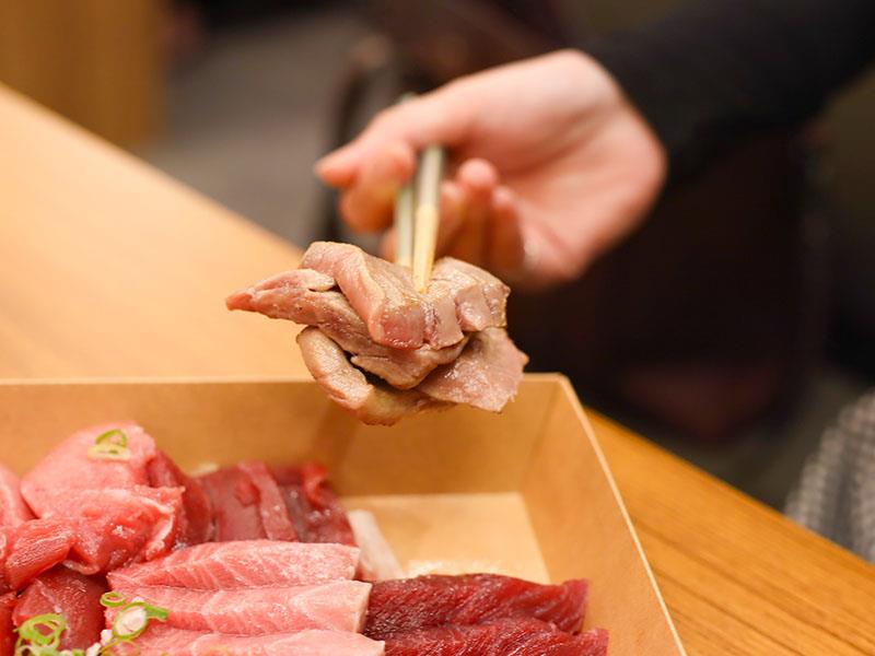 新竹日本料理！今日魚市浮誇生魚片船CP值超高，黑鮪魚套餐一次滿足。