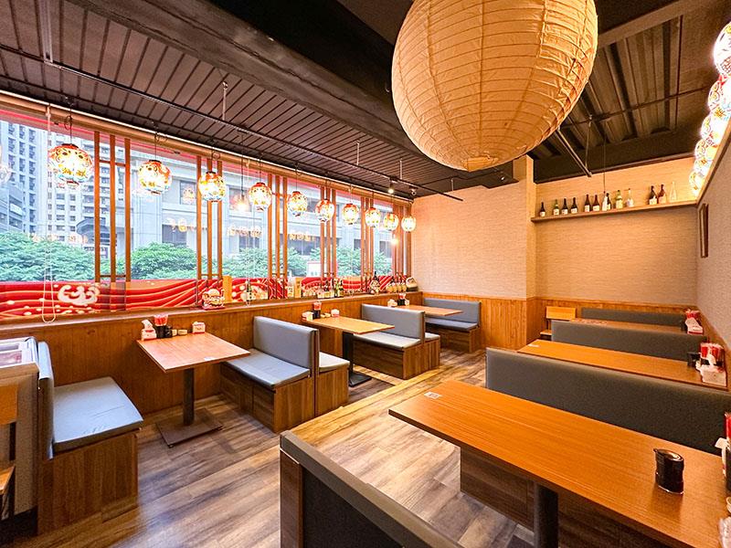 新竹日本料理！今日魚市浮誇生魚片船CP值超高，黑鮪魚套餐一次滿足。