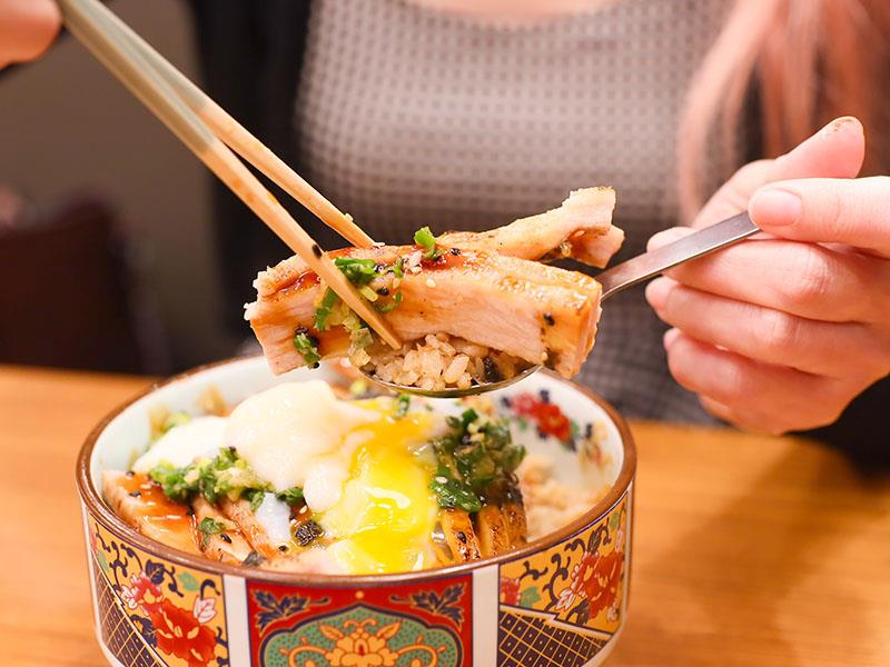 新竹日本料理！今日魚市浮誇生魚片船CP值超高，黑鮪魚套餐一次滿足。