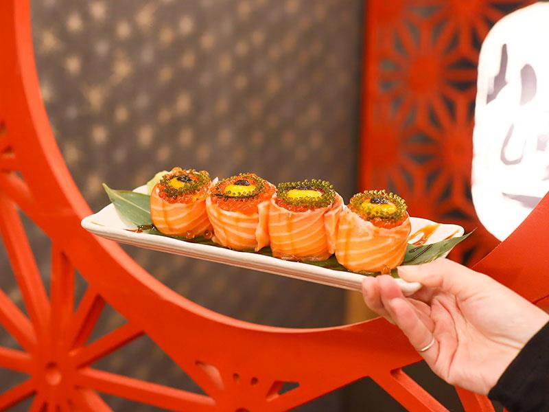 新竹日本料理！今日魚市浮誇生魚片船CP值超高，黑鮪魚套餐一次滿足。