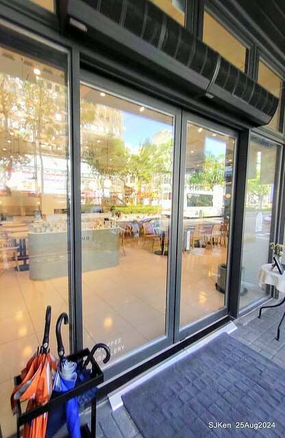 (台中韓系風格咖啡廳)「Mini.D Coffee 台中綠川館」(Mini D.Coffee Shop), Taichung, Taiwan, SJKen, Aug 25,2024.