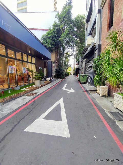 (台中韓系風格咖啡廳)「Mini.D Coffee 台中綠川館」(Mini D.Coffee Shop), Taichung, Taiwan, SJKen, Aug 25,2024.