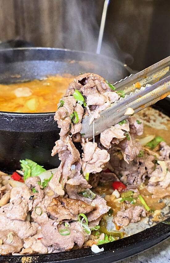 台中449元火烤吃到飽！美滿火烤店大人用餐小孩免費，高CP值聚餐首選