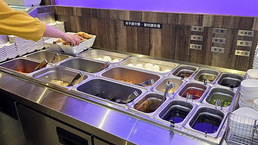 台中449元火烤吃到飽！美滿火烤店大人用餐小孩免費，高CP值聚餐首選