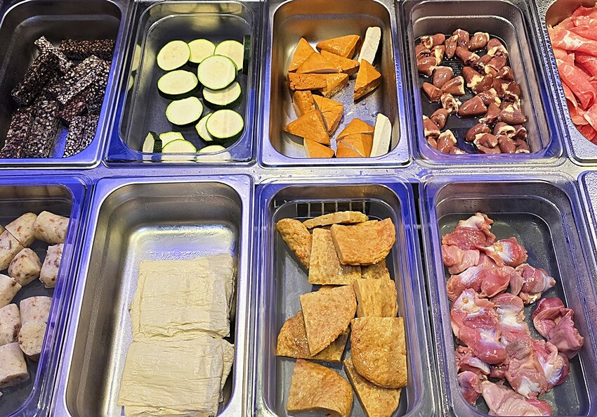 台中449元火烤吃到飽！美滿火烤店大人用餐小孩免費，高CP值聚餐首選