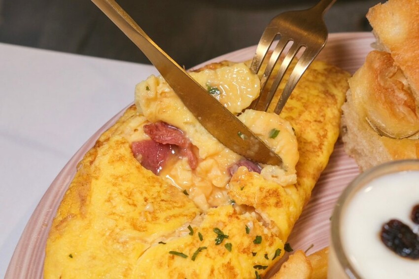 帕芙尼早午餐| 新莊新開幕平價大份量早午餐，隱身巷弄內的超強提拉米蘇! - 肉依小姐吃什麼