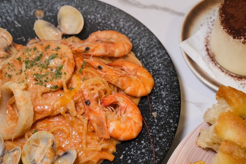 帕芙尼早午餐| 新莊新開幕平價大份量早午餐，隱身巷弄內的超強提拉米蘇! - 肉依小姐吃什麼